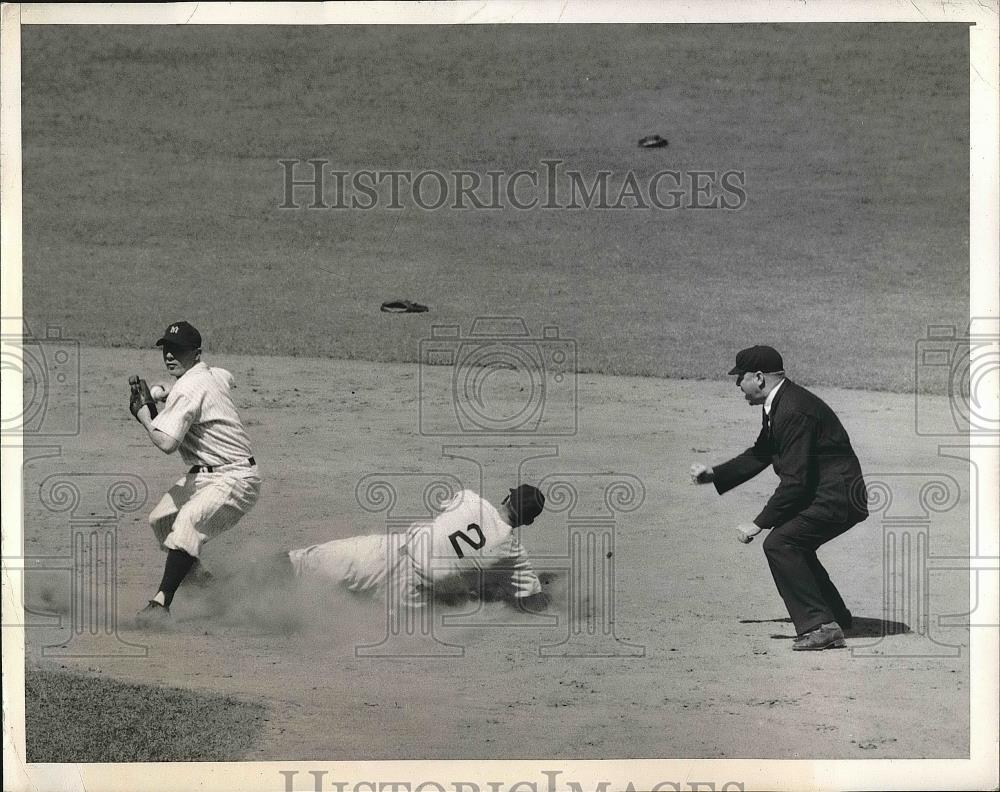 1945 Press Photo Red Sox Metkovich Sliding into Second at Yankees Game - Historic Images