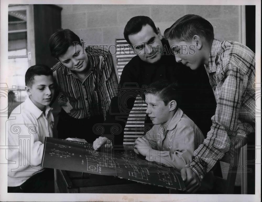 1957 Press Photo Brother George Tilley and students, St. Edward High School - Historic Images