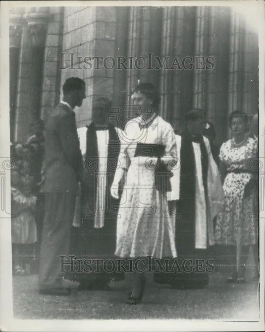 Press Photo Queen & Duke Attend Morning Service at Nelson Cathedral - Historic Images