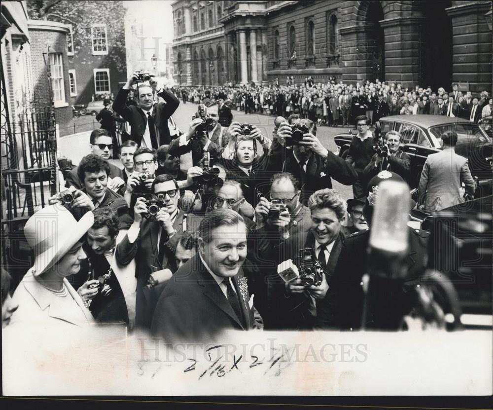 1966 Press Photo Chancellor of the Exchequer ,Mr. James Callaghan,& wife - Historic Images