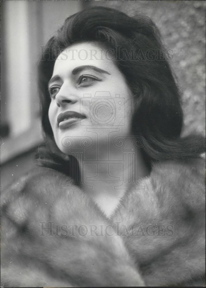 1962 Press Photo Millionaire's wife,Christian Manvile - Historic Images