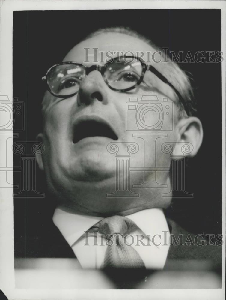 1957 Press Photo Foreign Secretary Selwyn Lloyd - Historic Images