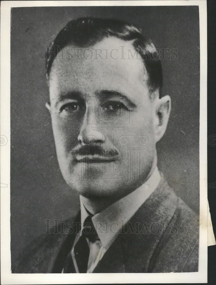 1954 Press P,hoto British police commandant H.S. McGuigan, - Historic Images