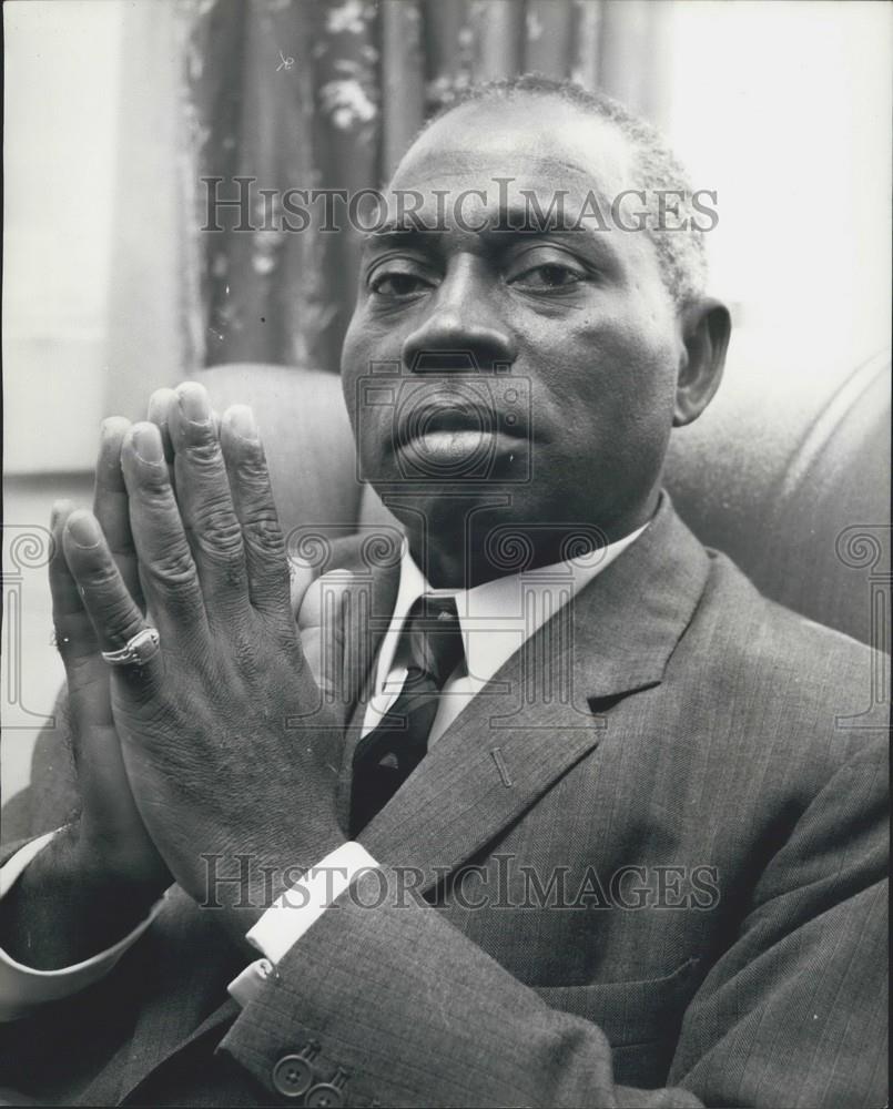 1968 Press Photo Chief Justice Sir Louis Mbanefo/Biafra - Historic Images