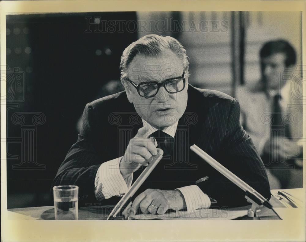 1975 Press Photo Vice President Nelson Rockefeller - Historic Images