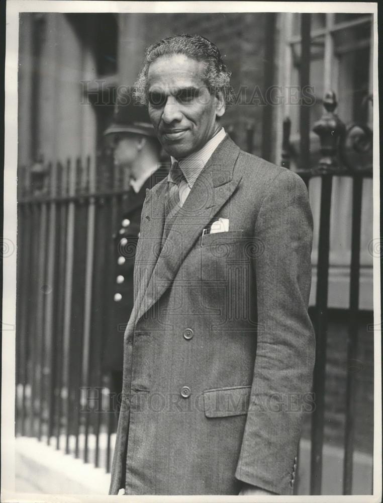 1950 Press Photo India&#39;s High Commissioner Krishna Menon - Historic Images