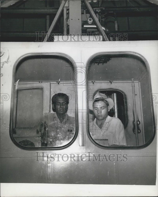 Press Photo Indian Trainee Just Back From Russia - Historic Images