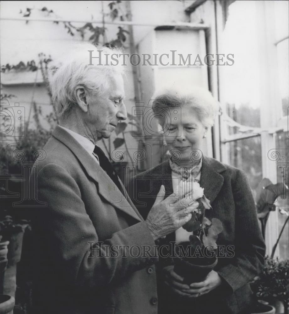 Press Photo Ear Russell &amp; Wife Lady Russell - Historic Images