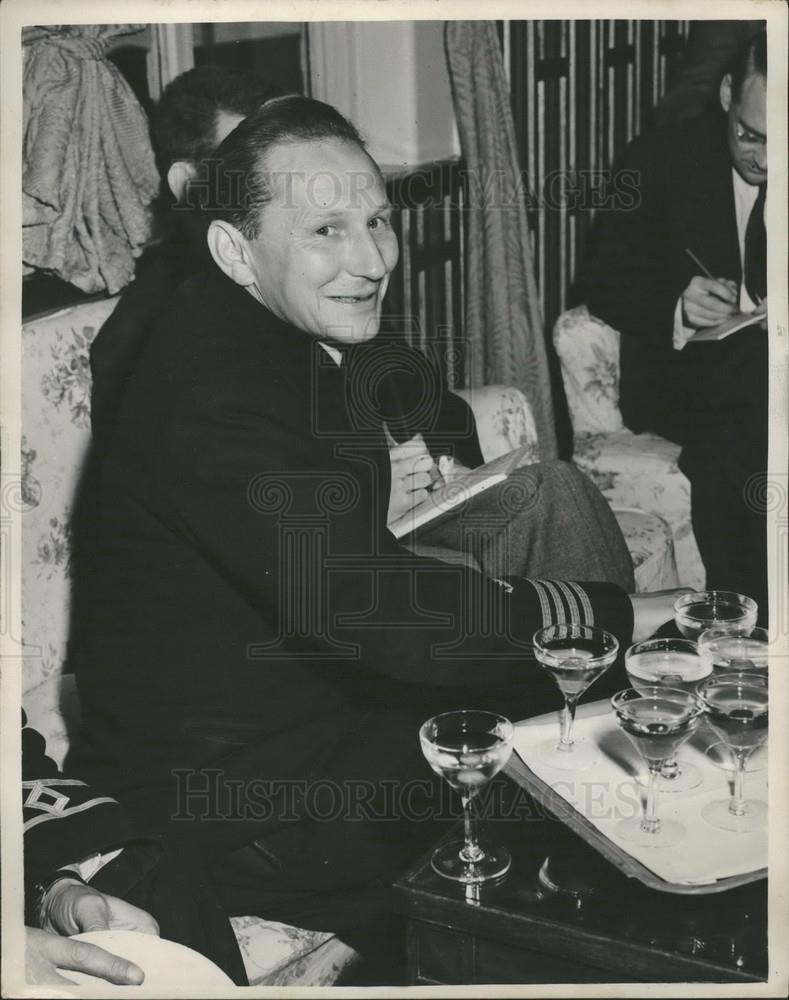 1953 Press Photo Captain Meissner, Polish Liner Batory, Greenwich - Historic Images