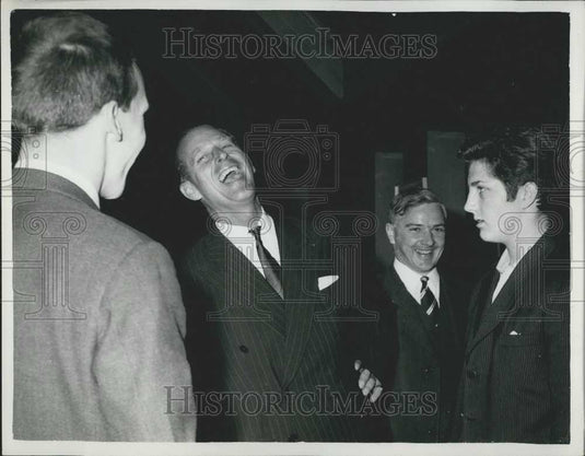 1959 Press Photo Duke of Edinburgh at Harrow School Boys' Club - Historic Images