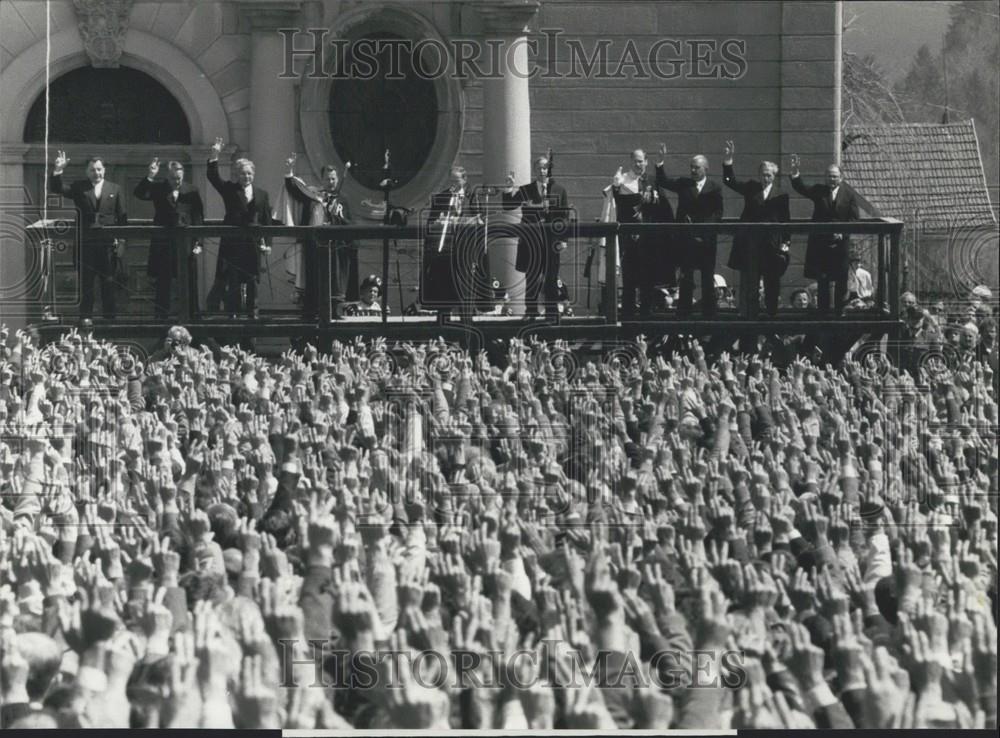 1984 Press Photo No Voting right for women in the Swiss Canton Appenzell - Historic Images