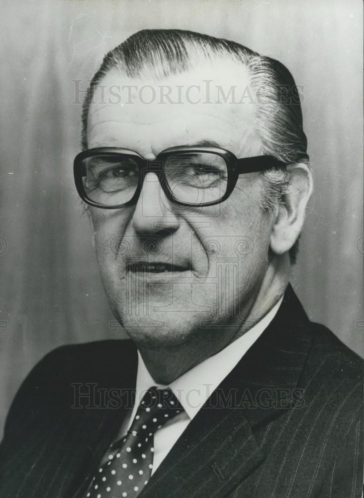 1980 Press Photo Sam Toy Chairman Director Ford Britain - Historic Images