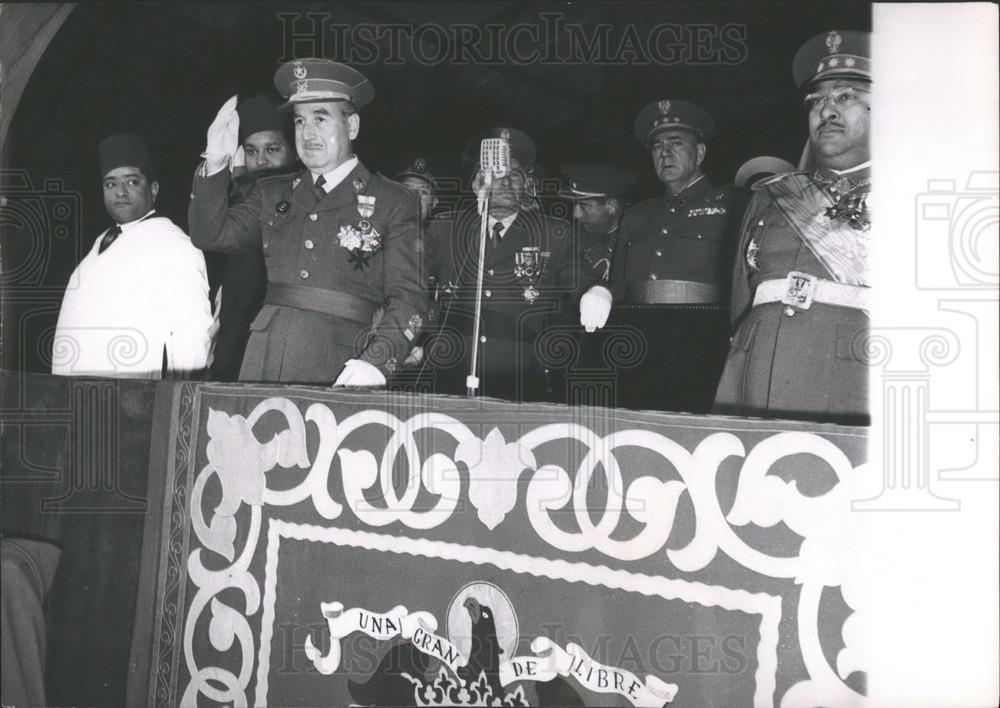 1954 Press Photo Spanish High General Garcia Valino - Historic Images