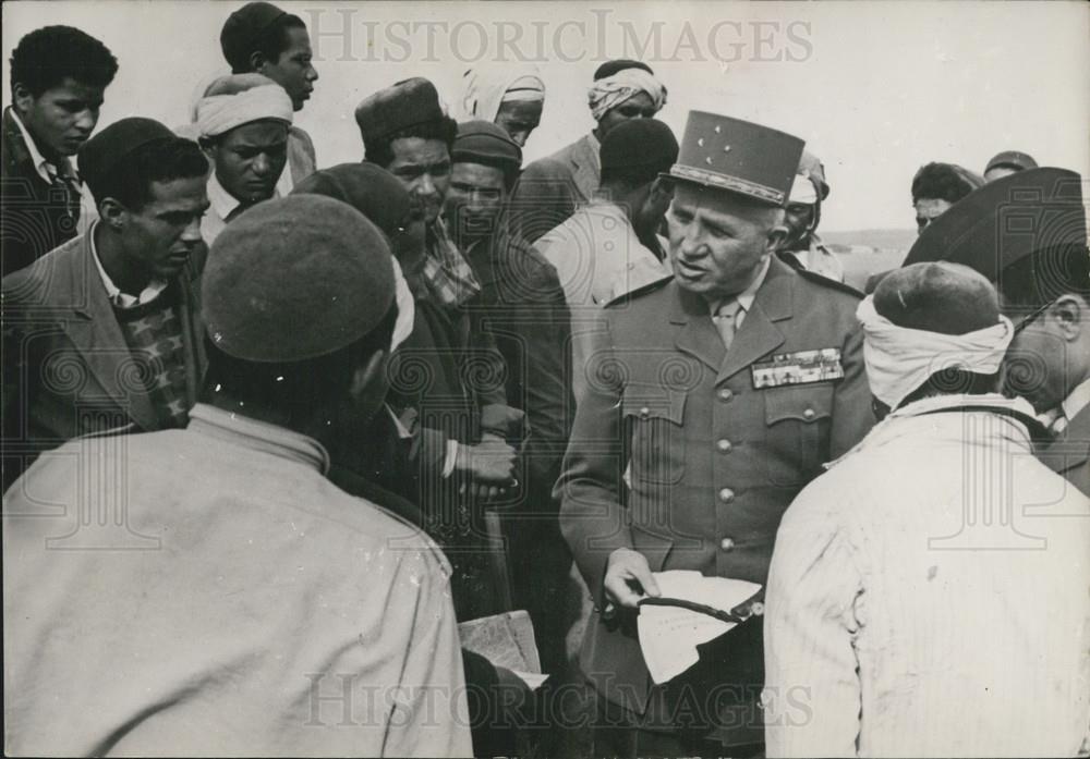 1954 Press Photo French Governor General Boyer De La Tour - Historic Images