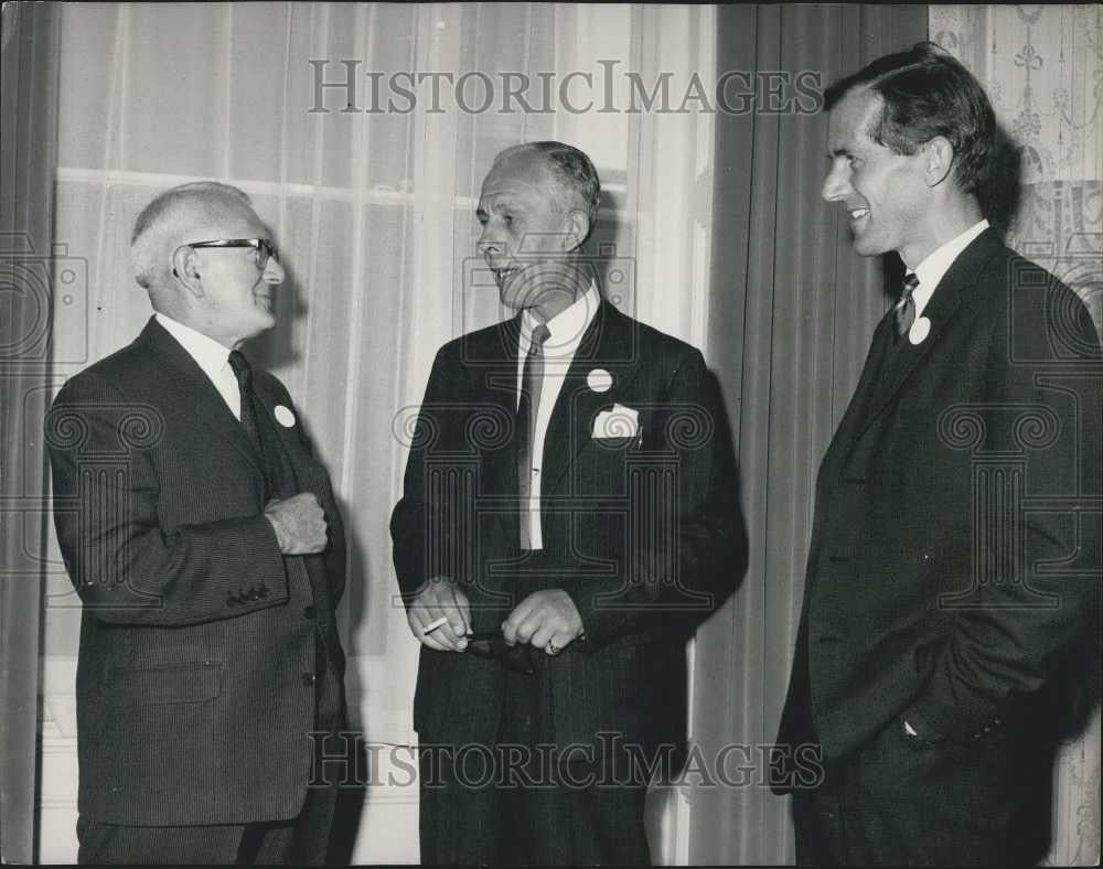 1965 Press Photo Ted Lousley President Botanical Society Jack Gardiner Treasurer - Historic Images