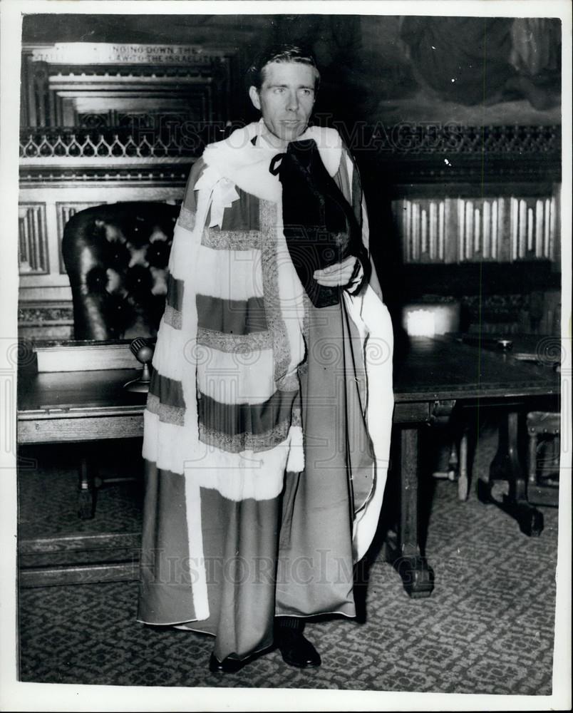 1962 Press Photo Earl of Snowdon Takes His Seat in House of Lords - Historic Images