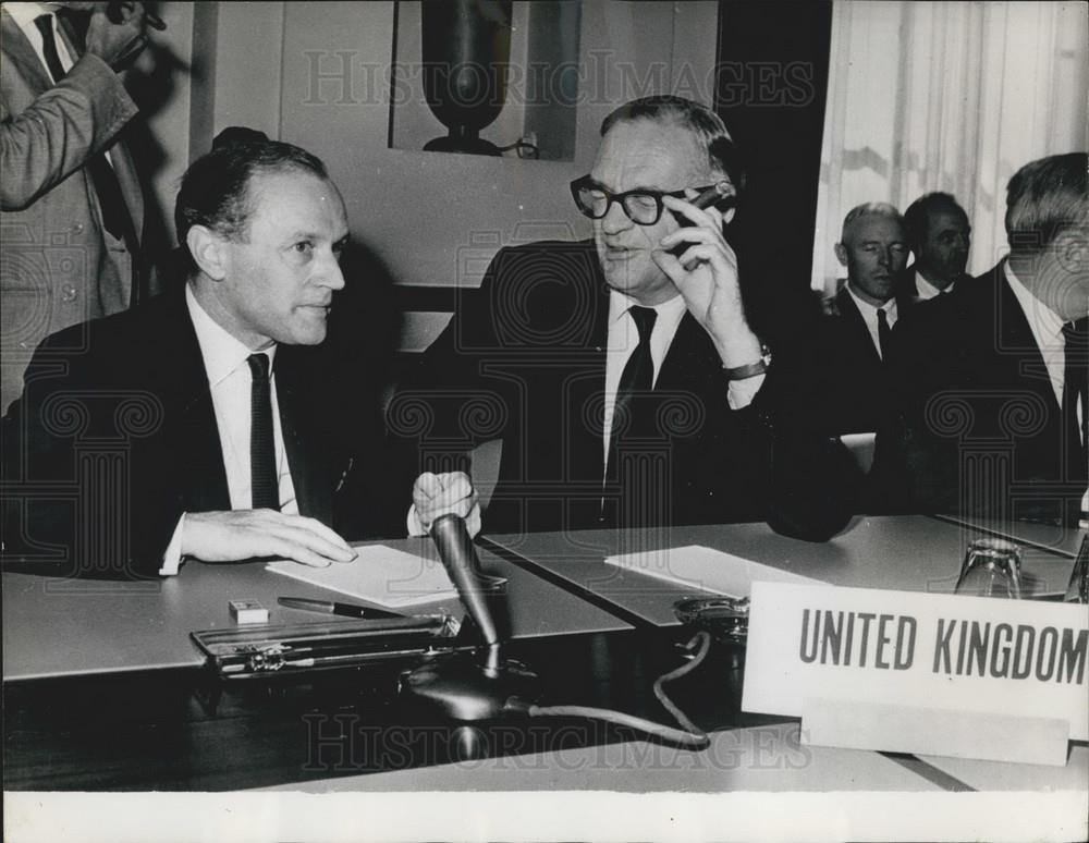 1965 Press Photo Lord Chalfort, Minister of Disarmament - Historic Images