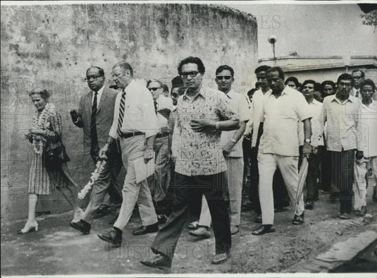 Press Photo World Bank President ,Robert McNamara in South Africa - Historic Images