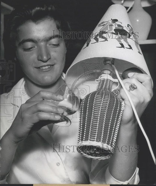 1956 Press Photo a "Brandy-lamp" a novelty decor lamp - Historic Images