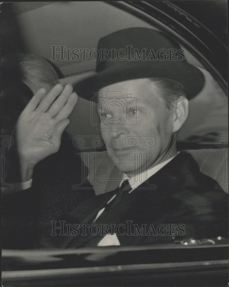 1962 Press Photo General Norstad Calls on H.M. The Queen - Historic Images