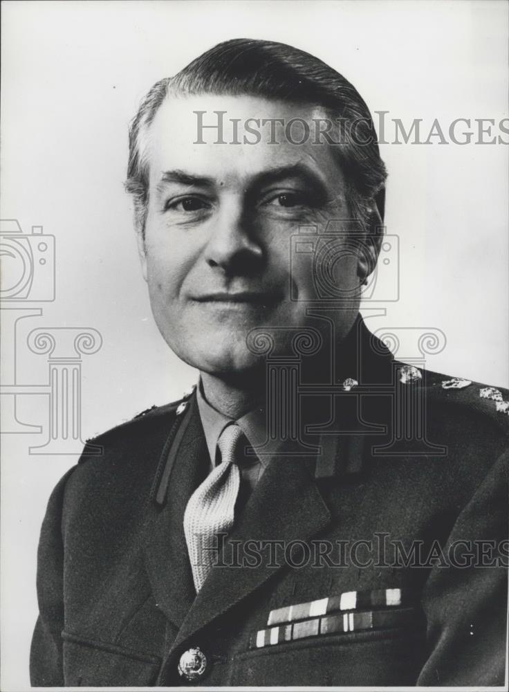 1973 Press Photo Brigadier Leng, Commander, Land Forces, Ireland - Historic Images