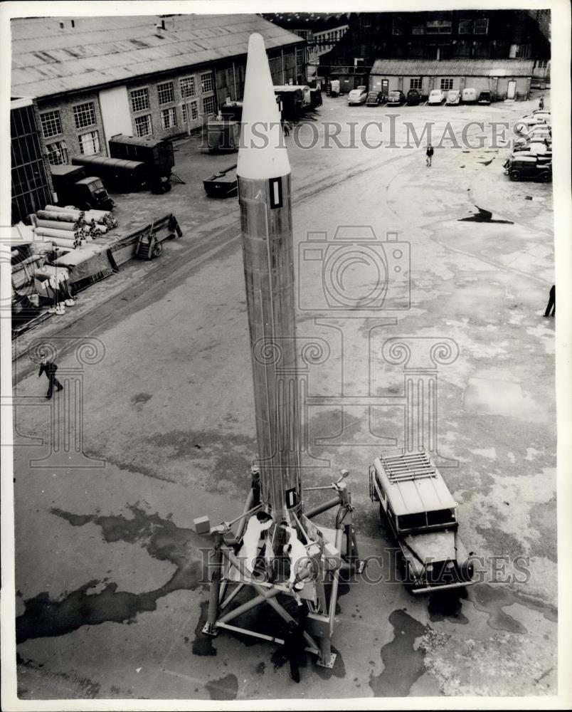 Press Photo Black Knight missle ready for test flight - Historic Images