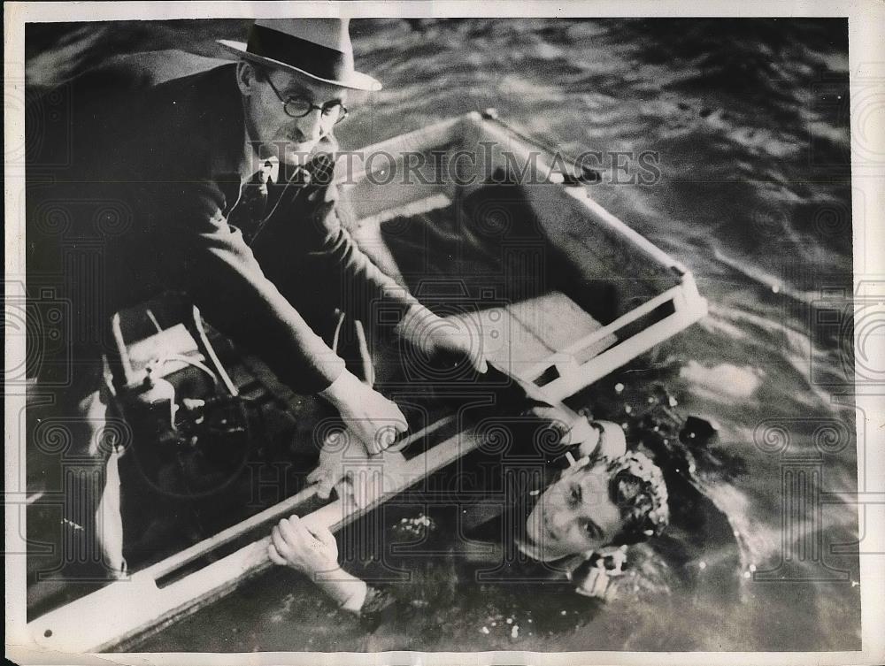 1937 Press Photo Tom Allen rescued by George Linneman in Wash. - nea48746 - Historic Images