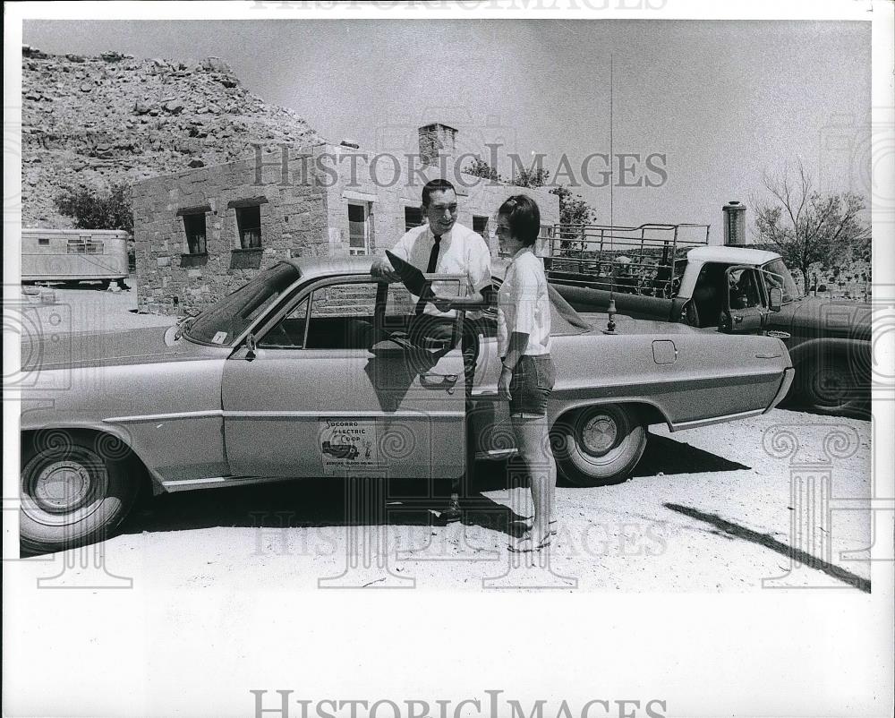 1966 Press Photo Navajo Indians on N. Mexico reservation - nea48914 - Historic Images
