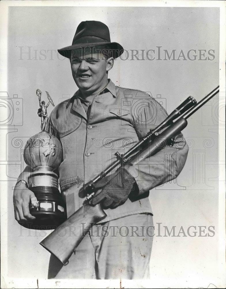 1940 Press Photo Otto marckman Southern California Rifle Champion - nea45700 - Historic Images