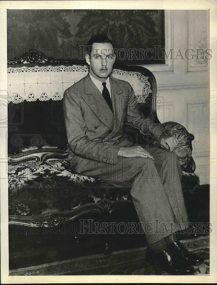 1932 Press Photo Portrait of Archduke Charles of Hapsburg in Paris, France - Historic Images