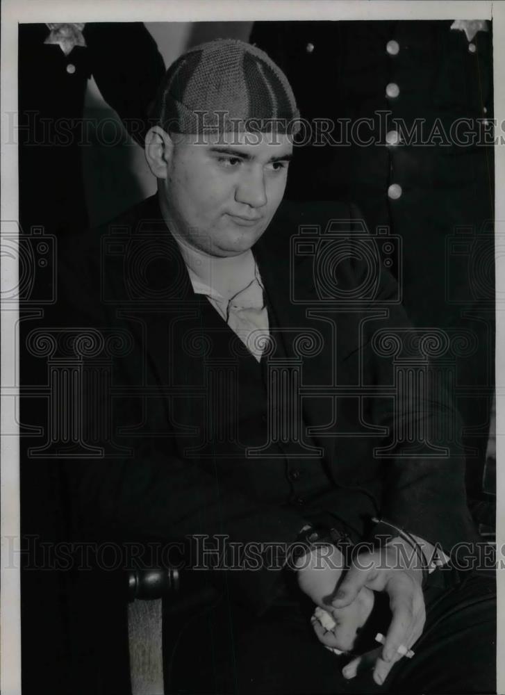 1937 Press Photo Sam Economos On Trial for Killing His Sister &amp; Brother - Historic Images