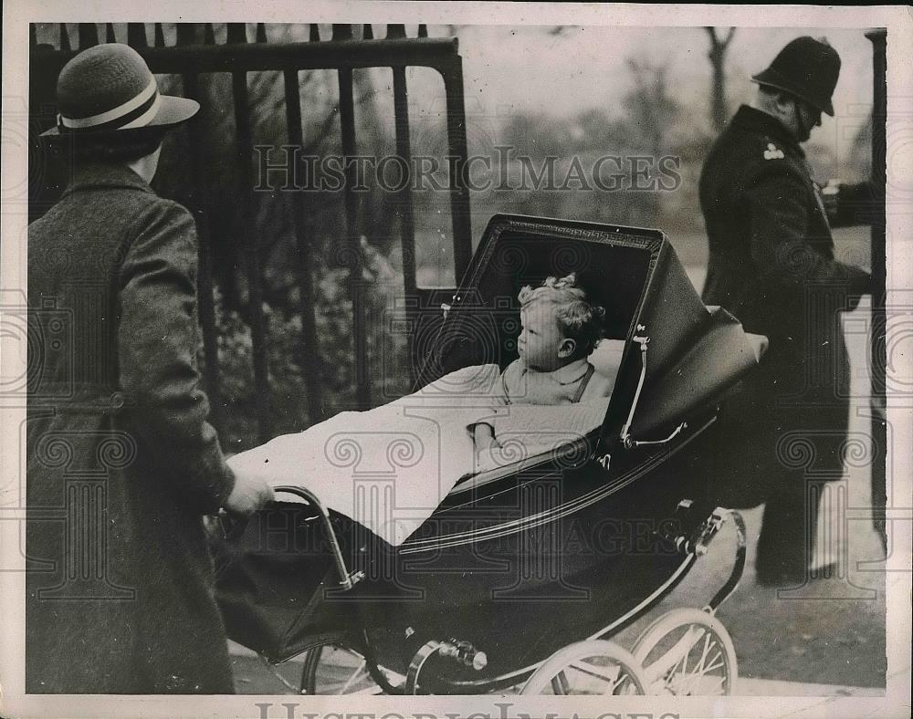 1937 Press Photo Prince Edward &amp; his nanny in London - nea48289 - Historic Images