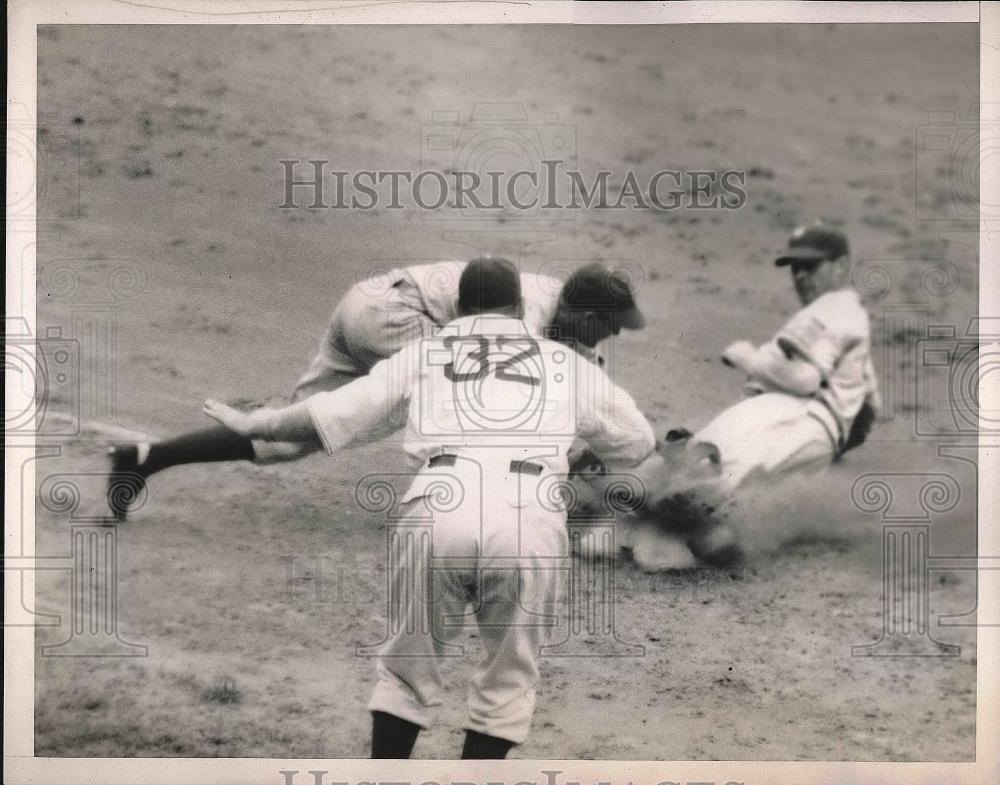 1938 Press Photo Bill Gissell Giants Rosen Lavagetto - nea45195 - Historic Images