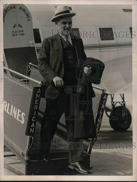 1936 Press Photo C.R. Hone the Minister of Commerce of Canada. - nea49317 - Historic Images