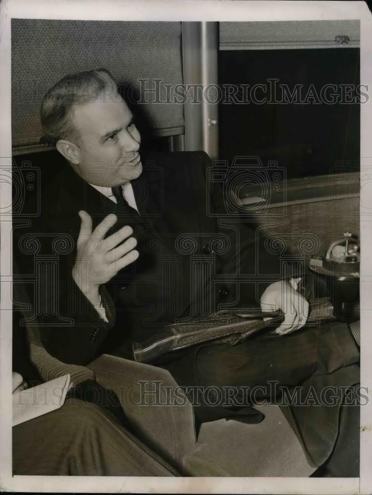 1939 Press Photo Ohio Governor John Bricker Arrives In New York - nea44951 - Historic Images