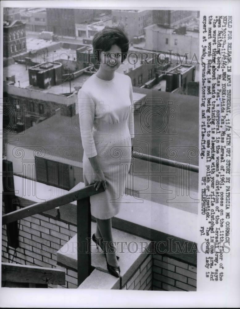 1961 Press Photo &quot;Miss Israel 1961&quot; Atida Paz in NYC - nea47443 - Historic Images
