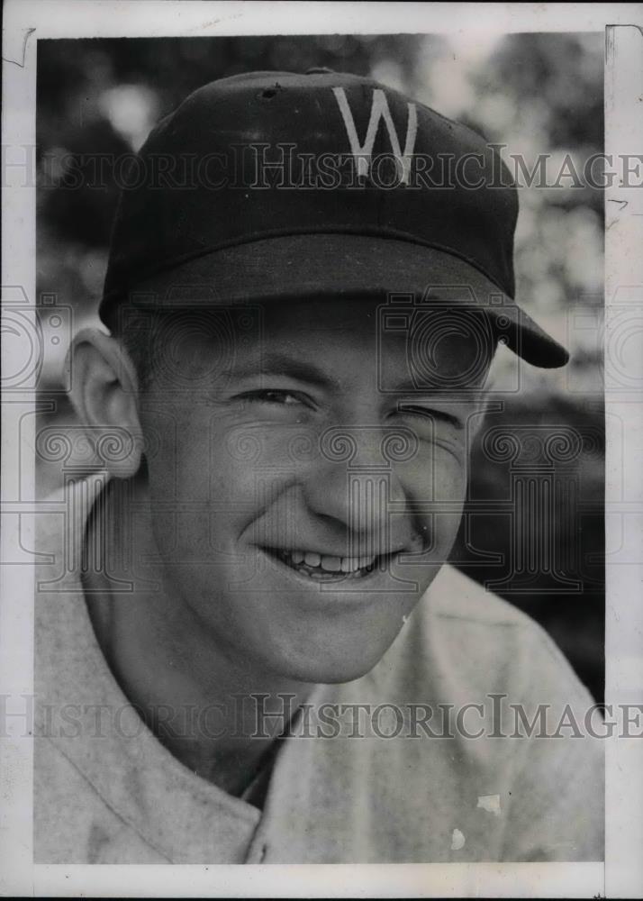 1938 Press Photo Jimmy DeShong, Washington Senators Pitcher - nea44261 - Historic Images