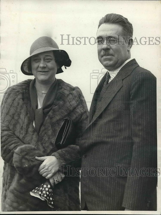 1932 Press Photo Daughter of George Archer, Louella, with Phoenix Lawyer - Historic Images