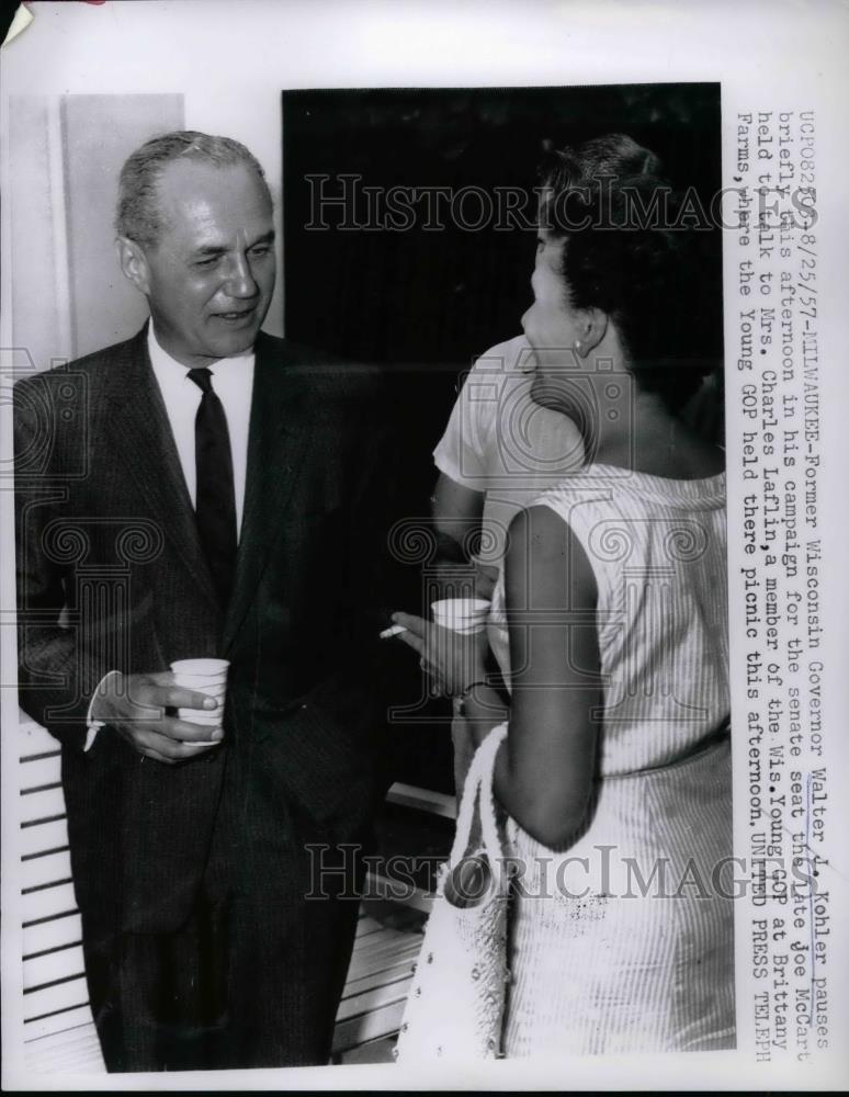1957 Press Photo Former Wisconsin Gov. Walter J. Kohler, Mrs. Charles Laflin - Historic Images