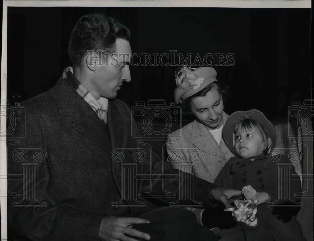 1950 Press Photo Mr. &amp; Mrs. Paul Wagner in Columbus - nea58553 - Historic Images