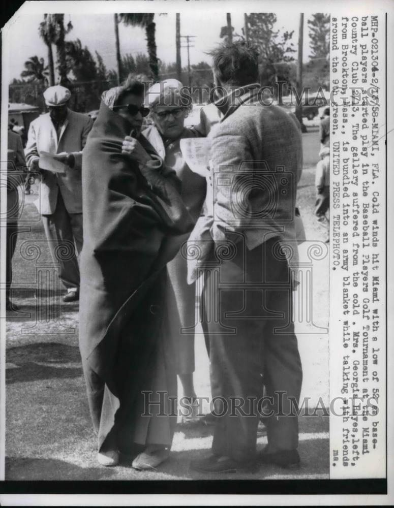 1958 Press Photo Mrs. Georga Hayes at golf tournament - nea57754 - Historic Images