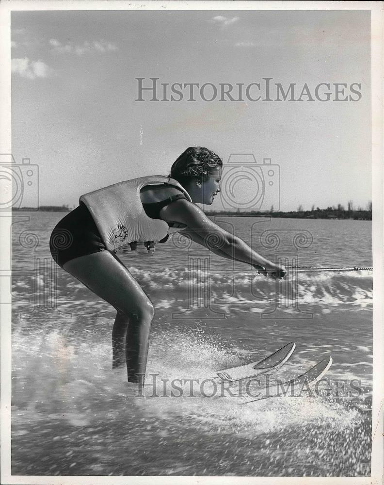 1963 Press Photo Water Skiing Nancy Schnering - nea56318 - Historic Images