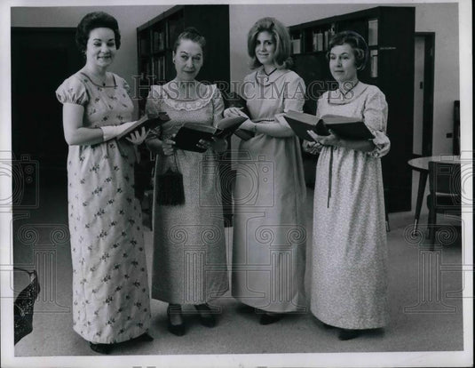 1967 Press Photo Librarians of 150 Years Ago - nea58439 - Historic Images