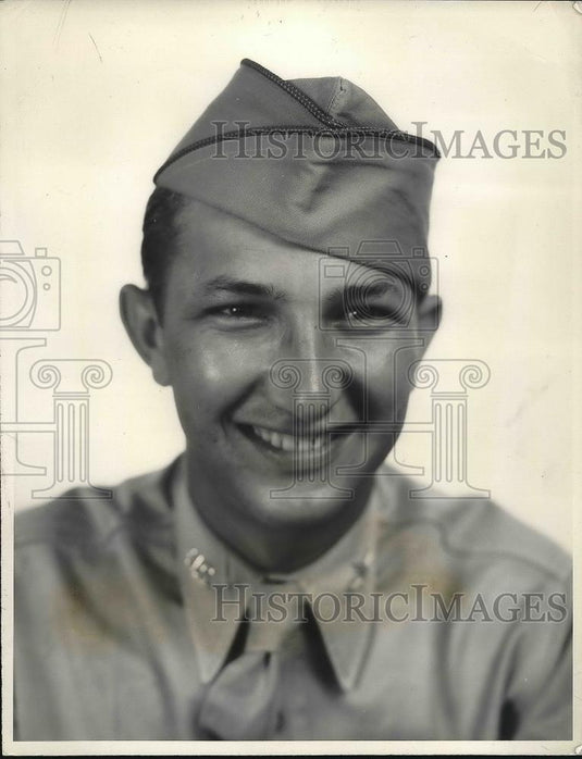 1943 Press Photo Aviation Cadet Clinton Swan - Historic Images
