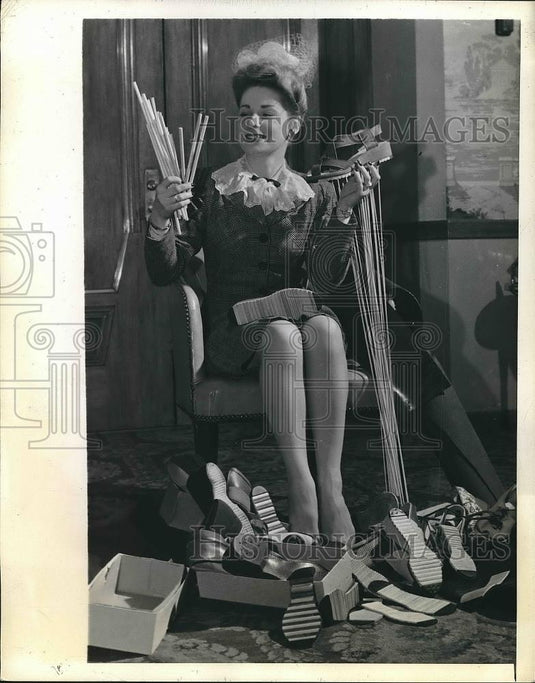 1943 Press Photo Ruth Reed - nea63950 - Historic Images