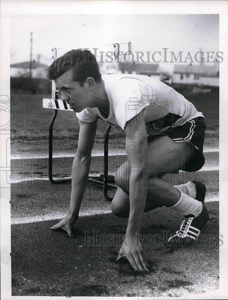 1966 Press Photo Ken Smith Cornell University Track Runner - Historic Images