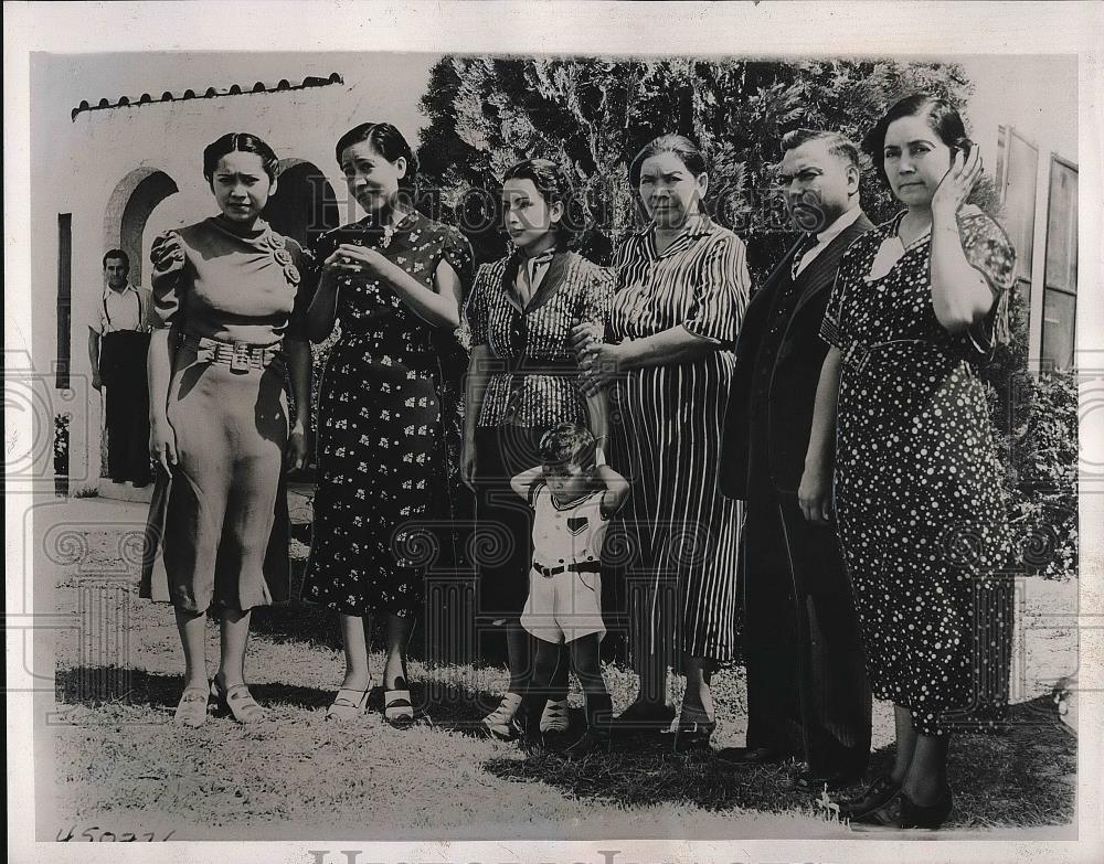 1938 Press Photo Senorita Maria Panaleon Cedillo Margarita and Maria Luz - Historic Images