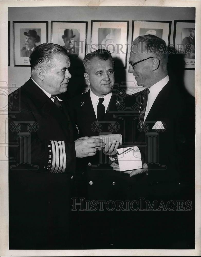 1955 Press Photo Fire Chief Elmer Kane with Edward Tuhacek and Rev. Walter Klein - Historic Images