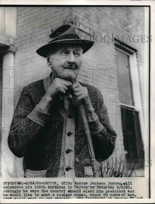 1960 Press Photo Andrew Jackson Jordan Celebrating 106th Birthday In Ohio - Historic Images