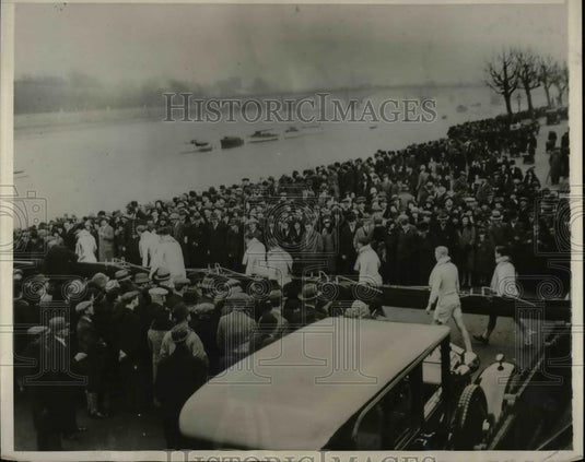 1930 Press Photo Oxford U vs Cambridge at crew races - Historic Images